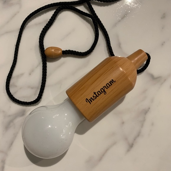 INSTAGRAM - Light bulb - Picture 2 of 4